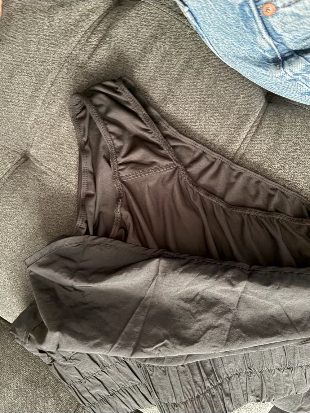 Smocked Waist Black Athletic Shorts with Built-In Lining - Picture 4 of 4